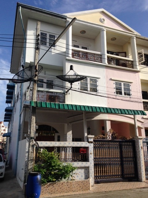 For SaleTownhouseBang kae, Phetkasem : 3-storey townhouse, Sikarin Village (Petchkasem 10), 18 square meters