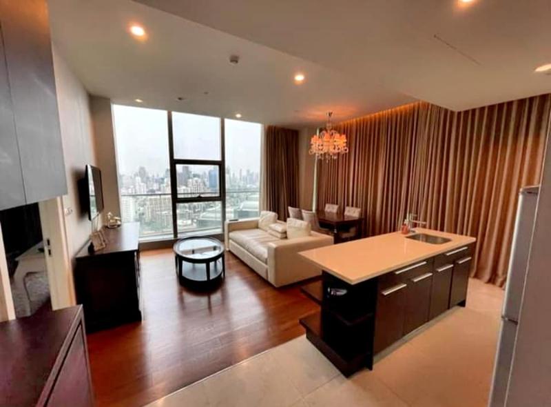 For RentCondoWitthayu, Chidlom, Langsuan, Ploenchit : For Rent Oriental Residence 1 Bedroom 1 Bathroom 70 sqm