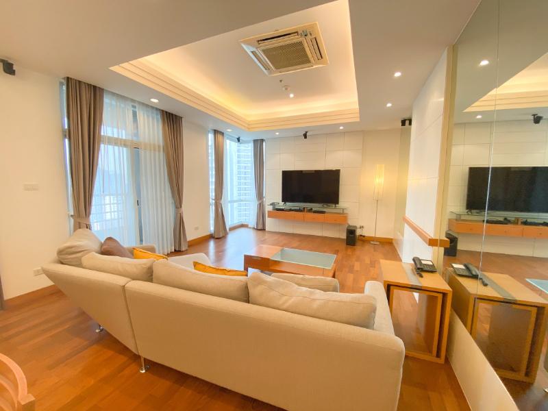 For RentCondoWitthayu, Chidlom, Langsuan, Ploenchit : For Rent Grand Langsuan 3 Bed 80,000