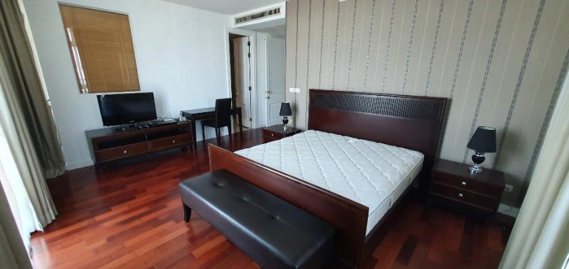 For RentCondoWitthayu, Chidlom, Langsuan, Ploenchit : For Rent Athenee Residence 4 Bed 210,000