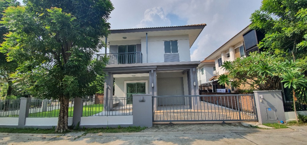 For RentHouseSamut Prakan,Samrong : Beautiful house for rent, ready to move in