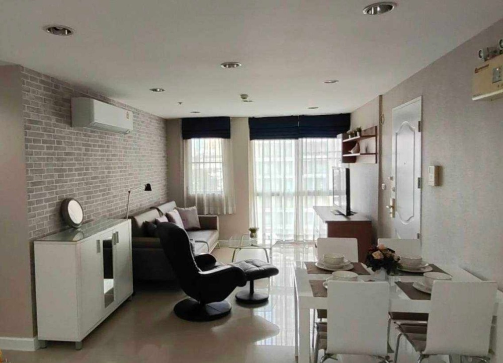 For RentCondoSukhumvit, Asoke, Thonglor : Condo for rent Serene Place Sukhumvit 24