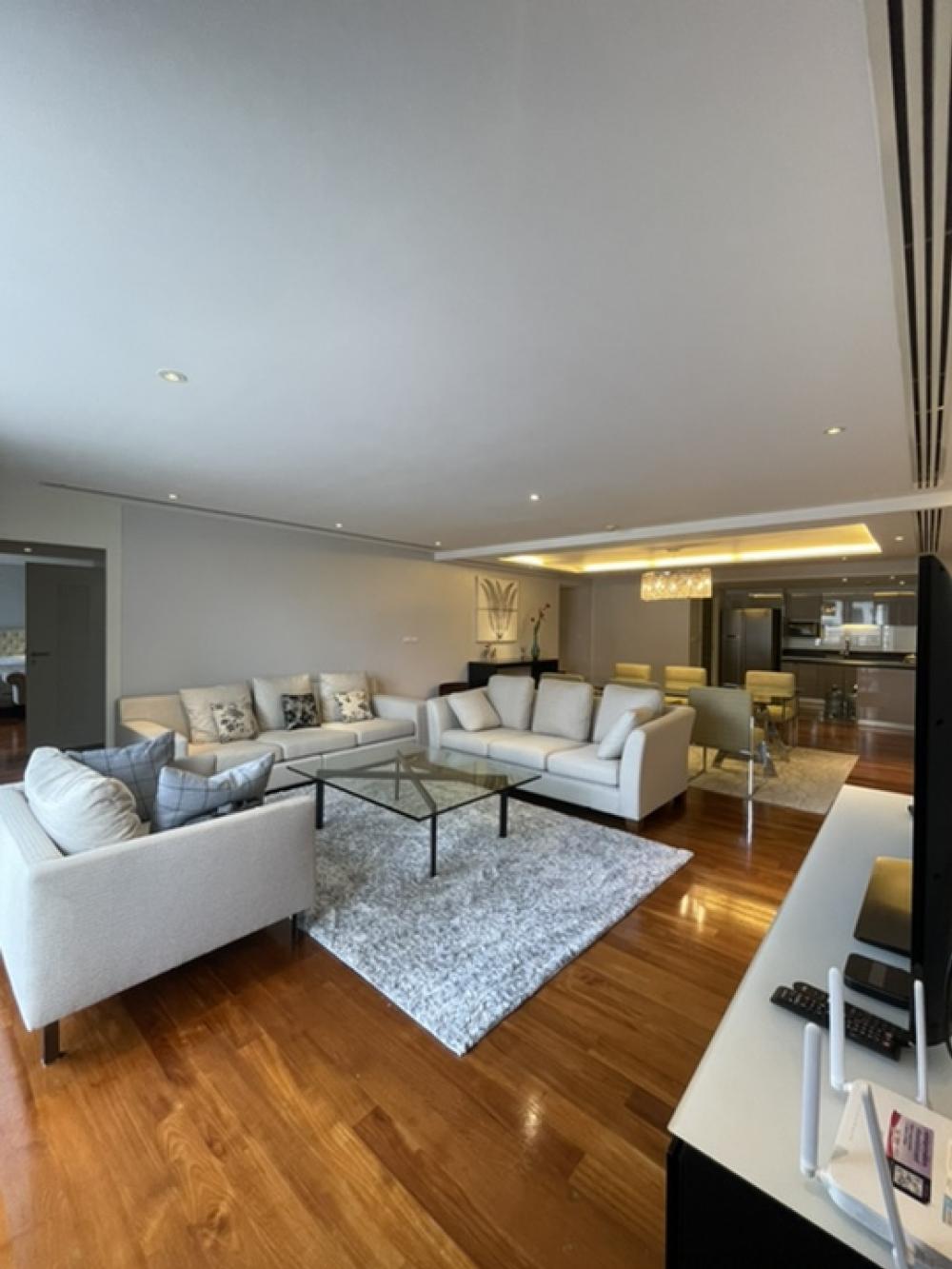 For RentCondoSukhumvit, Asoke, Thonglor : Rental : Super Luxury Condominiums Penhouse In Thonglor