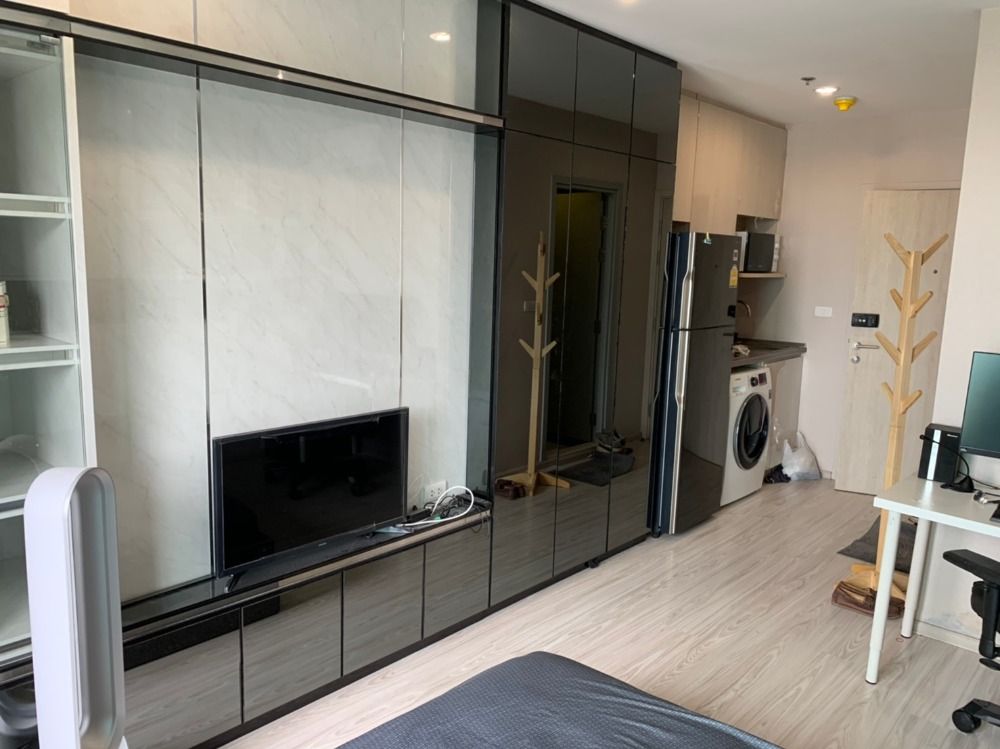 For RentCondoBang Sue, Wong Sawang, Tao Pun : 🔐#PT2412_071🔐Available for move-in on Feb. 25 🗓️Floor Renovation (22.78 ft. 1 sqm, 1 storey) 𝐂𝐨𝐧𝐝𝐨 𝐈𝐝𝐞𝐨 𝐌𝐨𝐛𝐢 𝐖𝐨𝐧𝐠𝐬𝐚𝐰𝐚𝐧𝐠 𝐈𝐧𝐭𝐞𝐫𝐜𝐡𝐚𝐧𝐠𝐞