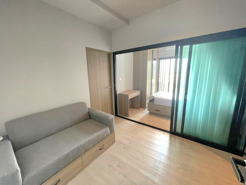 For RentCondoThaphra, Talat Phlu, Wutthakat : 🔥🔥⚡️ Update today. For rent, Altitude Unicorn Sathorn-Tha Phra near #BTS Talat Phlu 🌵 Please inform the property code via Line 🟣R2301-145