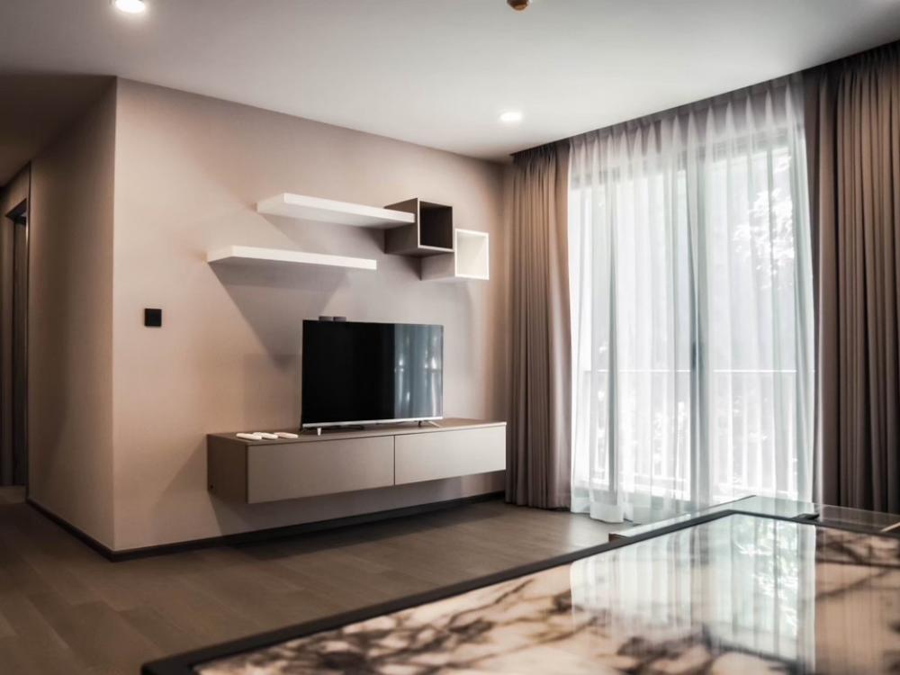 For SaleCondoSiam Paragon ,Chulalongkorn,Samyan : Sale brand new luxury condo near siam paragon and Bts area 69 sqm 2 bed 2 bath Fully furnished