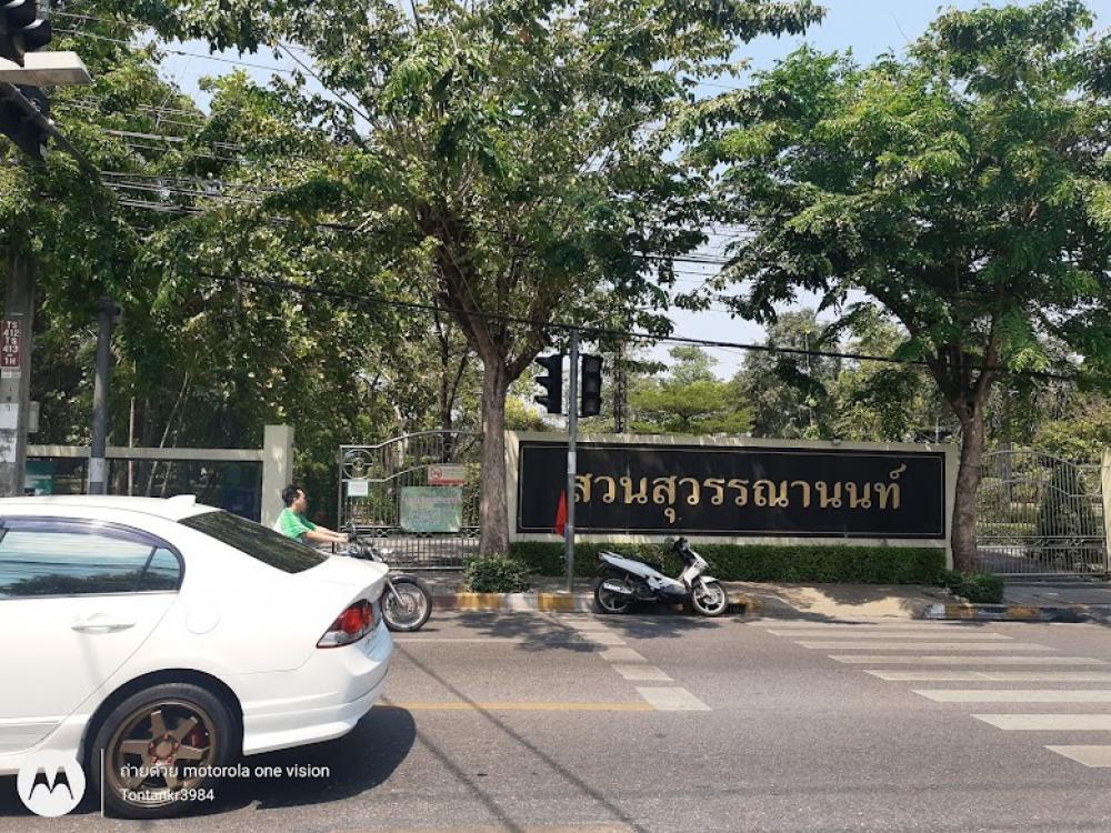 For SaleLandThaphra, Talat Phlu, Wutthakat : Land in Dao Kanong, Chom Thong, near Sathorn, Silom, area 4 rai 77 square wa, next to the road 12 meters, interested call 080 -189 6535.