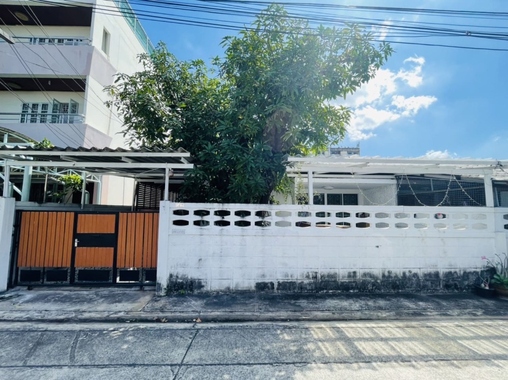 For SaleHouseChokchai 4, Ladprao 71, Ladprao 48, : Single-storey house for sale, Chokchai 4 Soi 36.