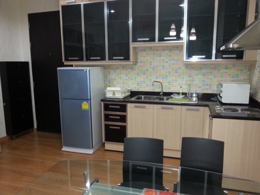 For RentCondoRatchathewi,Phayathai : Baan Klang Krung Siam Patumwan, 55sqm Convenient, Well priced One Bedroom Condo to let at Baan Klang Krung Siam Patumwan