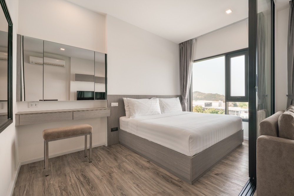 For RentCondoSriracha Laem Chabang Ban Bueng : 🏖️Condo for rent at Knightsbridge The Ocean Sriracha, 1 Bedroom 35 sqm. (Service residence by Hampton)  ✅Accept contract start 1 month 🎉