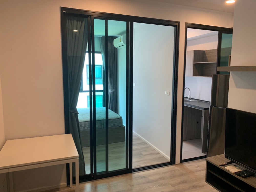 For RentCondoBangna, Bearing, Lasalle : 🔥For rent a room, BTS Bearing “Notting Hill Sukhumvit 105“, not more than 500 meters away, pleasant green garden, pleasant to live in 🔥