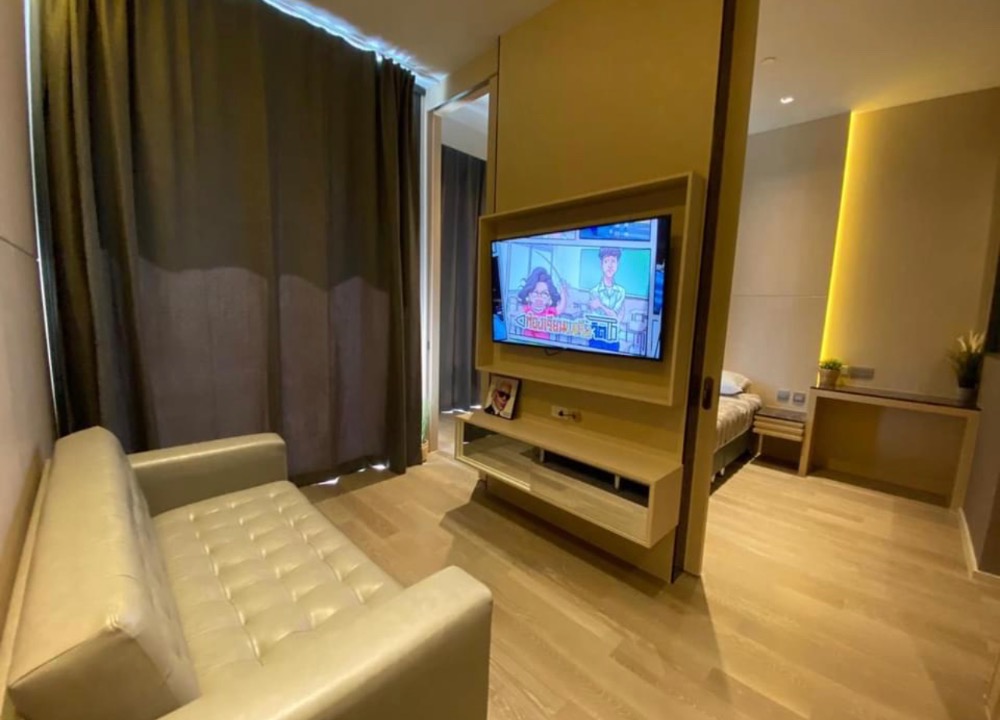 For RentCondoSilom, Saladaeng, Bangrak : Special deal for rent Ashton Silom 1 bedroom near bts