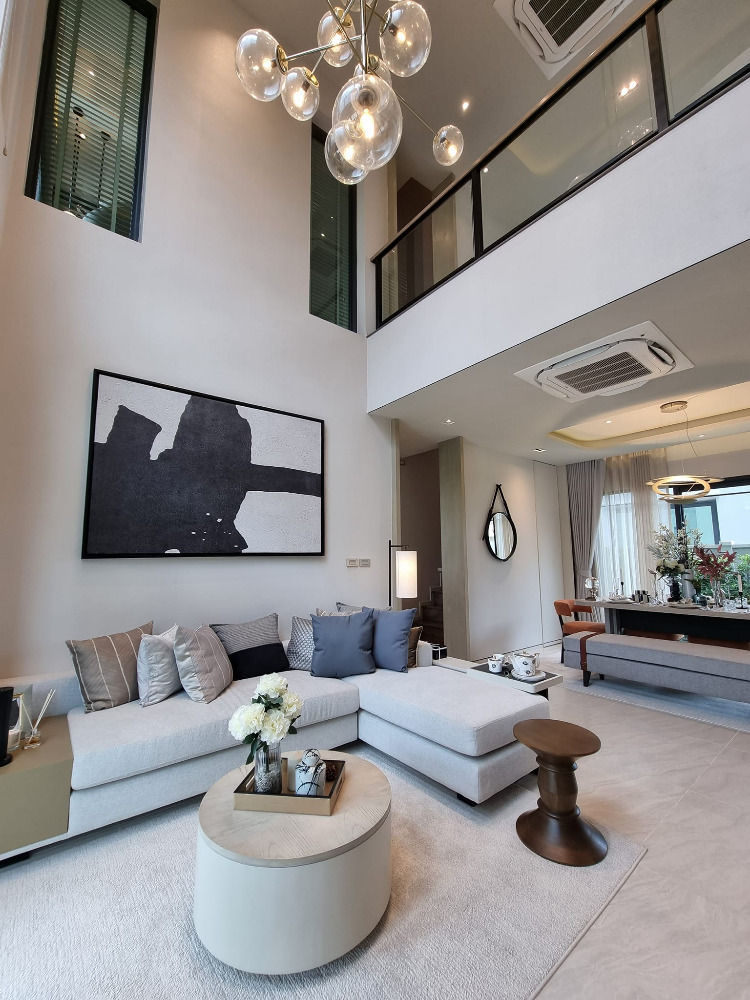 ขายบ้านอ่อนนุช อุดมสุข : Classe Sukhumvit 77: 43.4sqw show house 2bed 3bath 24,900,000 Am: 0656199198