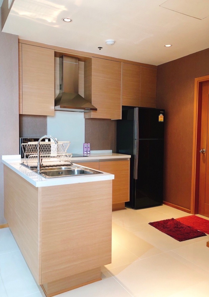 ให้เช่าคอนโดสุขุมวิท อโศก ทองหล่อ : The Emporio Place For Rent : Stunning View Ready to move in