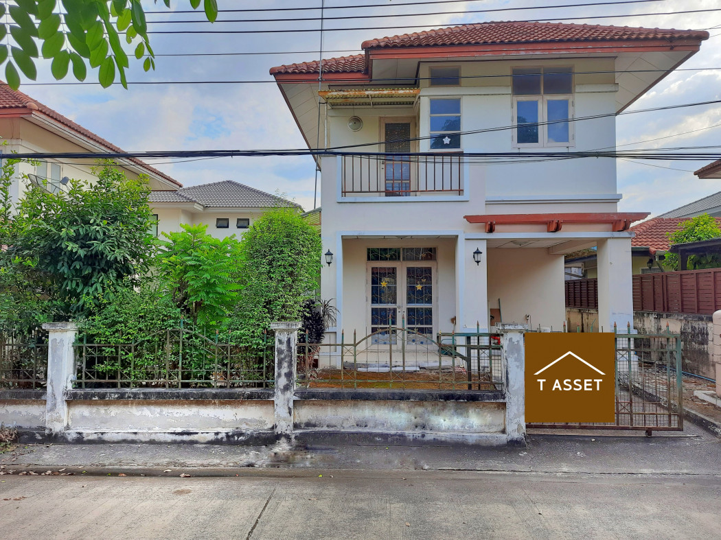 For SaleHousePathum Thani,Rangsit, Thammasat : House for sale, Lam Luk Ka, the cheapest!!! Fah Green Park, Rangsit, Klong 2, area 53 sq m, near 2 BTS lines