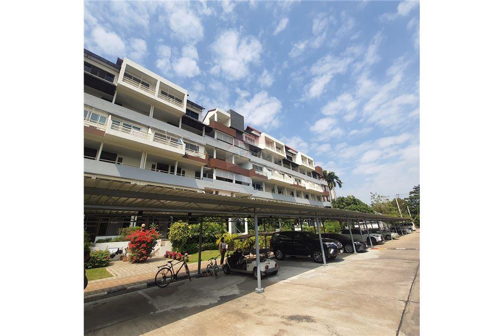 For SaleCondoChaengwatana, Muangthong : Condo for sale, Garden Condominium Nichada Thani (Garden Condominium Nichada Thani), 3 floors, 169 sq m., 3 bedrooms, beautiful room, ready to move in.