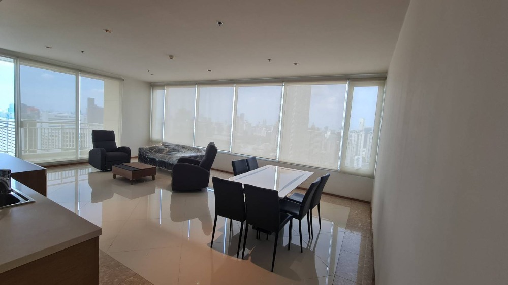 For RentCondoSathorn, Narathiwat : Condo for rent  The Empire Place Sathorn