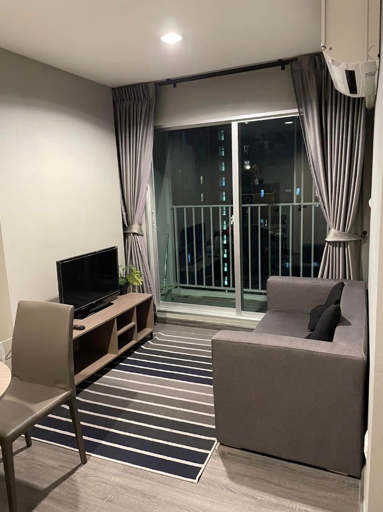 For RentCondoSamut Prakan,Samrong : 🏡The Trust Condo @ BTS Erawan🔥 Beautiful room + furniture, quiet, not hot, room size 28.5 sq m.❗❗