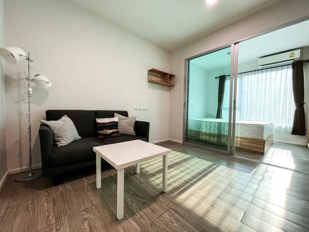 For RentCondoVipawadee, Don Mueang, Lak Si : Happy Condo Don Mueang for rent, owner rents it himself. Near Don Mueang Airport Swimming pool view, complete furniture.