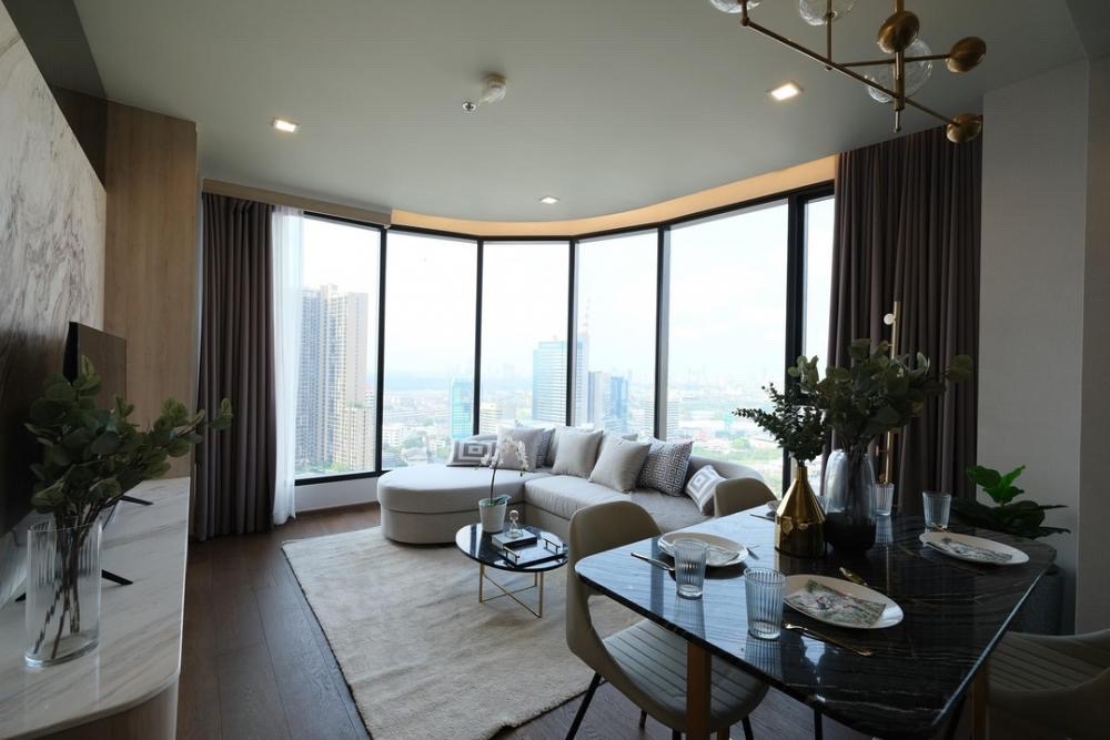 For RentCondoSukhumvit, Asoke, Thonglor : Beautiful unit for rent in Thonglor Ideo Q Sukhumvit 36 2bedrooms 2baths high floor