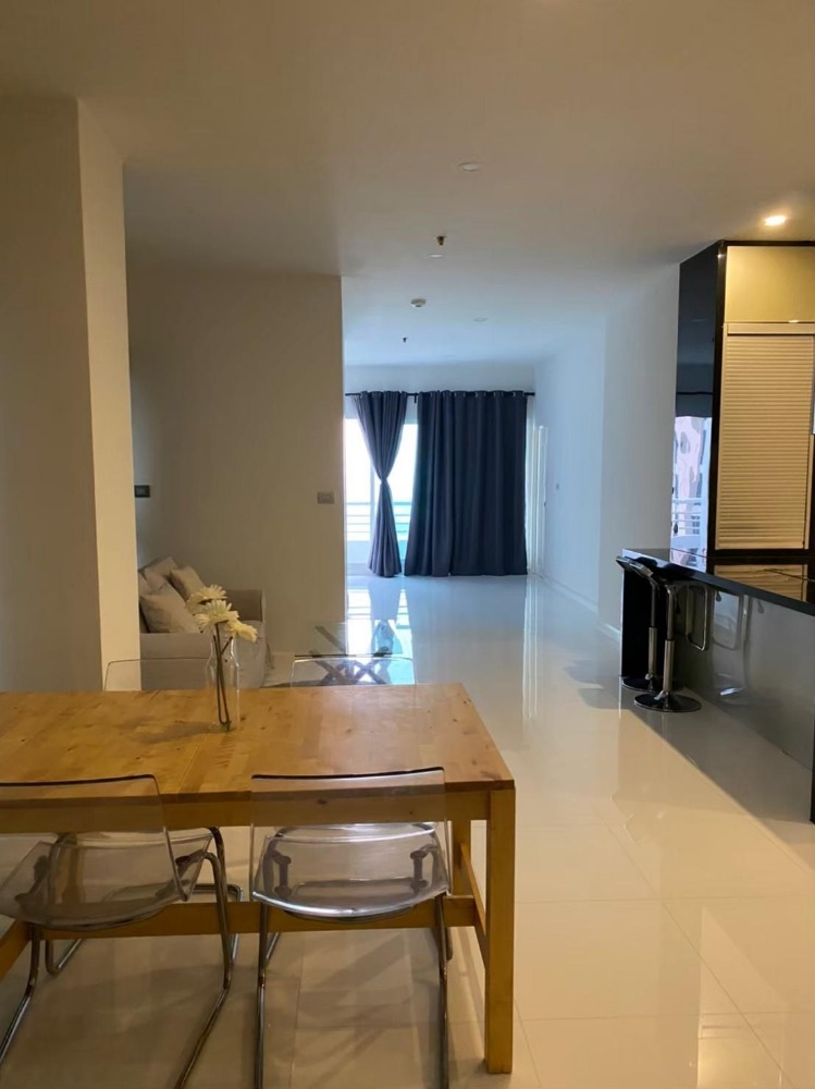 For RentCondoPattanakan, Srinakarin : Condo for rent Four Wings 3 bedrooms, corner room on Srinakarin Road, Hua Mak