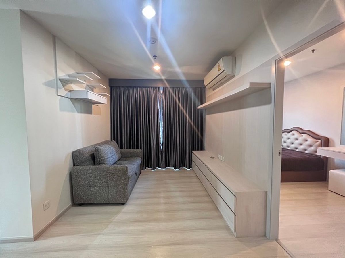 For SaleCondoPinklao, Charansanitwong : 📢📢 Cheap sale, life Pinklao (1 Br 30 sq m / 2.75 million), 17th floor, complete, new room, decorated like a sample room Next to MRT / main road / near the mall 📞 087-4496994 First