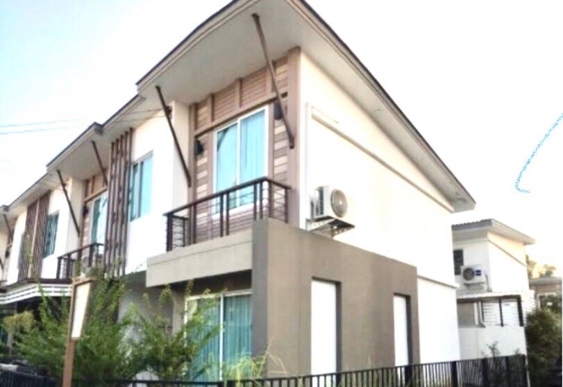 For SaleTownhouseNawamin, Ramindra : 2 storey townhome for sale (corner room) price 2,2500,000 baht