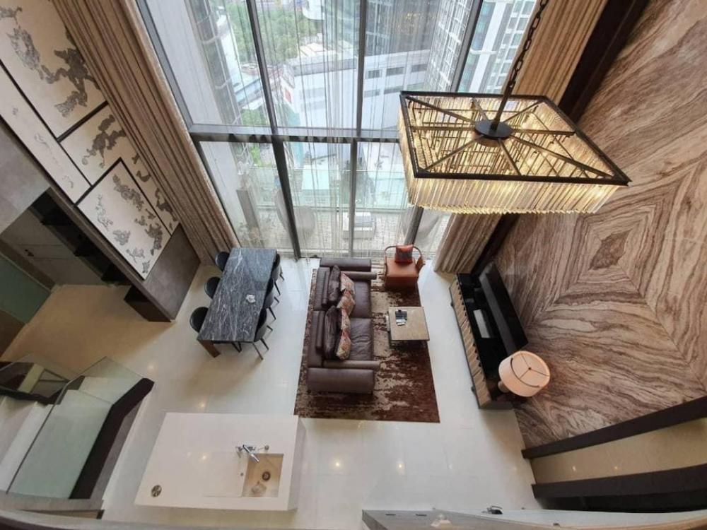 For RentCondoSukhumvit, Asoke, Thonglor : Rental : Vittorio Sukhumvit 39 , 2 Bed 3 Bath 1 Working Room , 168 sqm , Hight Floor