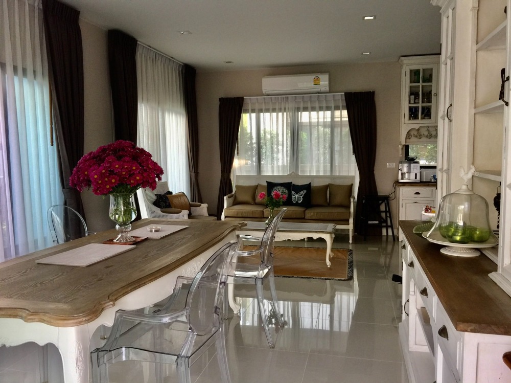 For SaleHouseBangna, Bearing, Lasalle : K-4661 Urgent sale! Burasiri Ring Road - On Nut, beautiful house, good location, convenient transportation, ready to move in.