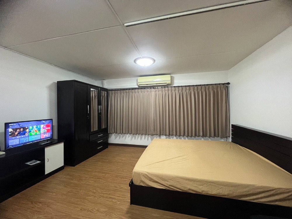 For RentCondoChaengwatana, Muangthong : Condo Popular Muang Thong T12, 11th floor, for rent 3,900 baht (outside view + fully furnished)