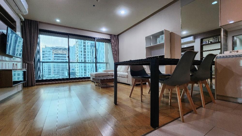 For RentCondoSathorn, Narathiwat : The Address Sathorn 12 | ให้เช่าห้อง 2 นอน ตกแต่งแบบน่าอยู่ เปลี่ยนแอร์ใหม่ ห้องกว้าง ทำเลสะดวกสบาย