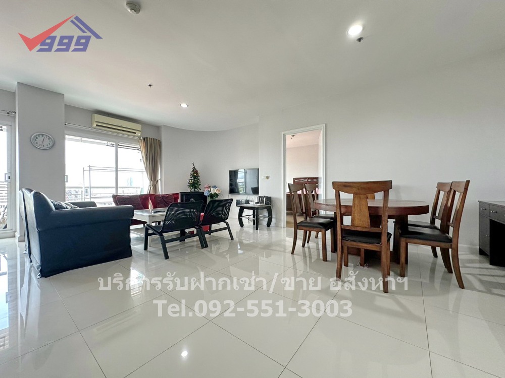 For RentCondoPattanakan, Srinakarin : Condo for rent, 3 bedrooms, Four Wings, spacious living room, on Srinakarin Road, Huamark