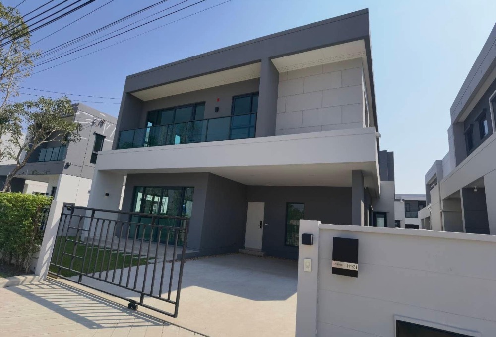 ขายบ้านบางนา แบริ่ง ลาซาล : เซนโทร บางนา / 4 ห้องนอน (ขาย), Centro Bangna / 4 Bedrooms (SALE) CJ144