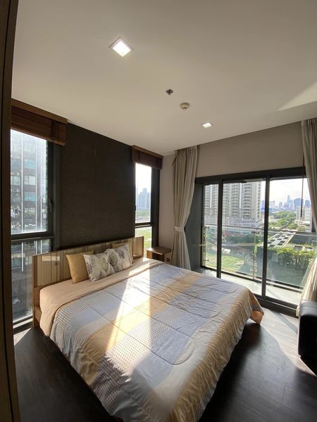 For RentCondoRama9, Petchburi, RCA : 🔐#MY2411_145🔐🗓️ Available and ready to move in🗓️Furniture (35.8 ft. 1 storey, 1 storey) Tone Alder Remodel