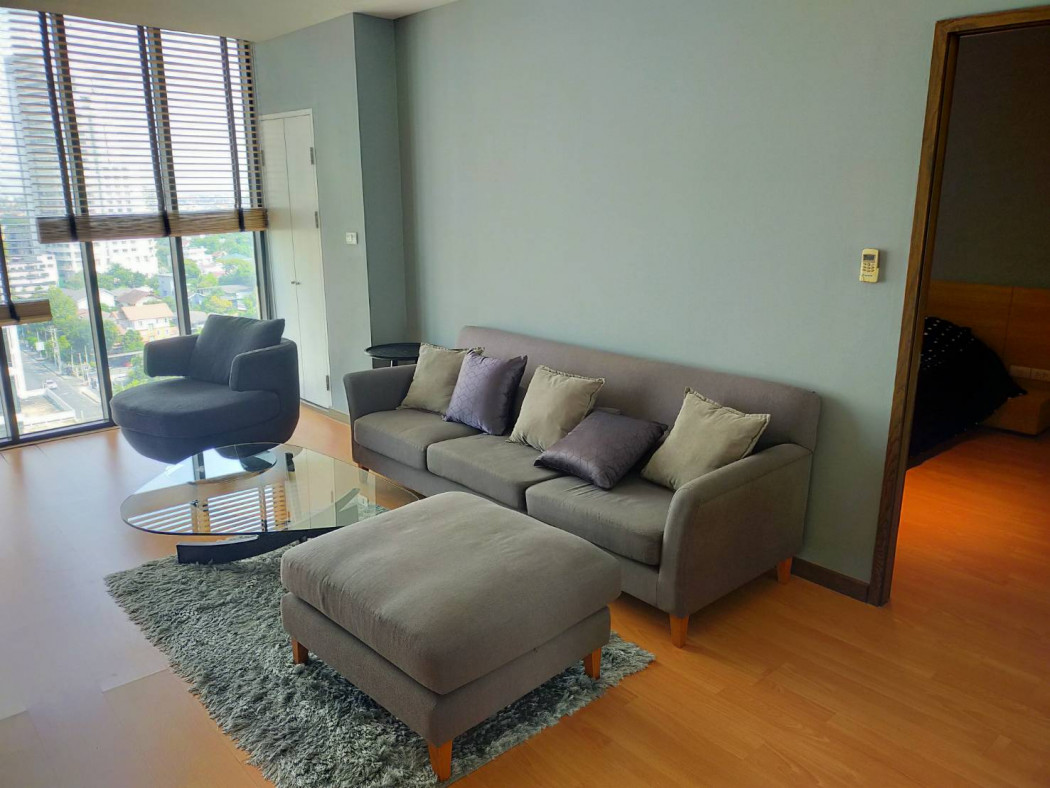 For SaleCondoSukhumvit, Asoke, Thonglor : Condo for sale, The Alcove, Thonglor 10, next to Ekamai Road, opposite Donki Mall,1 bed,54 sq m., 14th floor