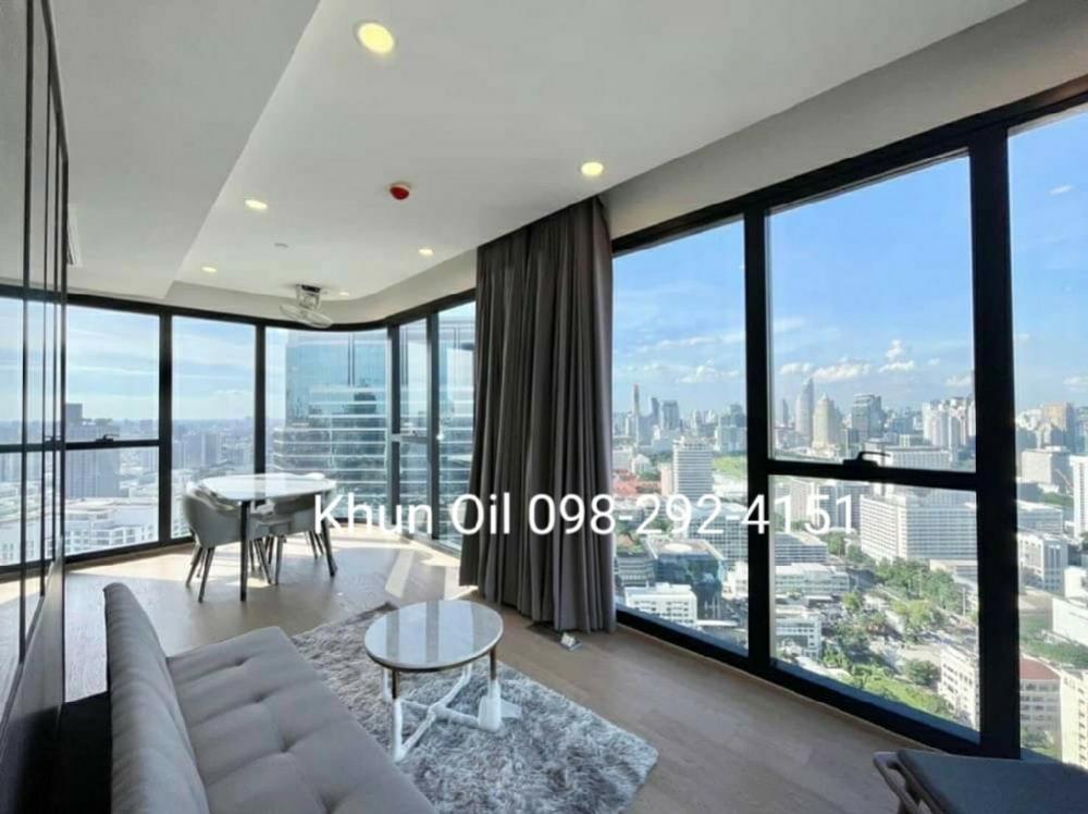 ขายคอนโดสยาม จุฬา สามย่าน : 👑 2Bed 2bath @Ashton Chula-Silom 👑 Hot price 21 mb  High Floor📍(Negotiable)  📞Khun Oil 098-292-4151