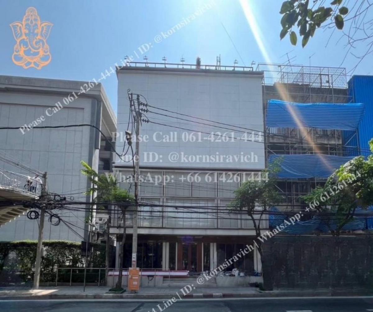 ให้เช่าร้านค้า ร้านอาหารอ่อนนุช อุดมสุข : Commercial Building on Roadside at Onnut with Parking Service Support | 3 Unit Combined Buildings