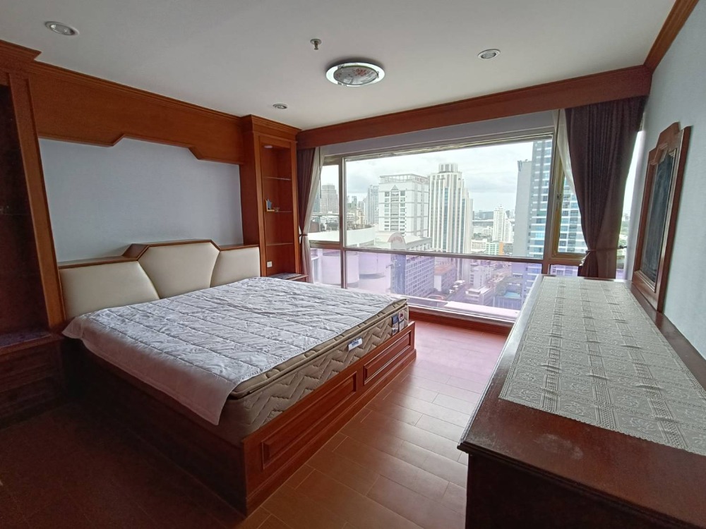 For RentCondoNana, North Nana,Sukhumvit13, Soi Nana : For Rent Best price 1 Bedroom Sukhumvit Suite Soi 13