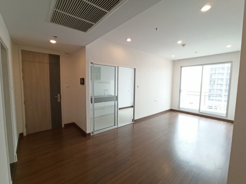 For SaleCondoSathorn, Narathiwat : Tel. 062-264-1695 For Sale Condo Supalai Lite Sathorn-Charoenrat @BTS Surasak, 92 sq.m 2 Beds 2 Baths 1 Kitchen Room 14th floor, Clear View, Ready to move in