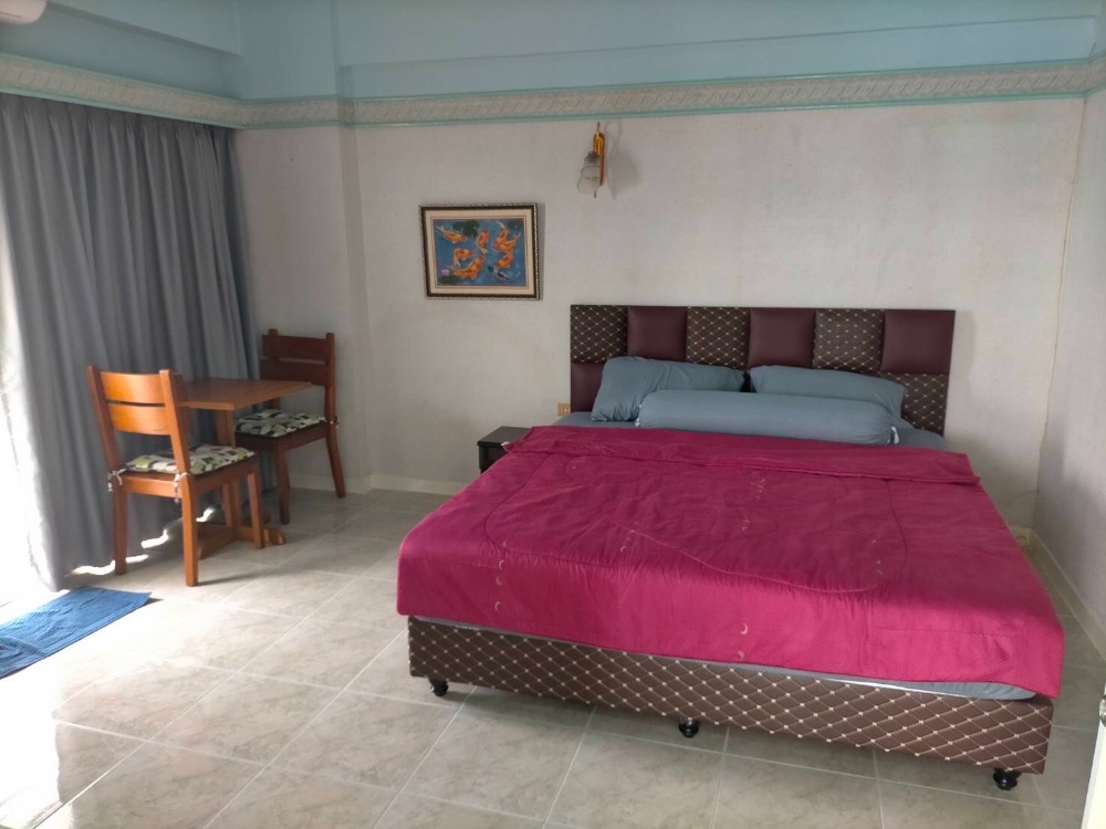 For RentCondoHuahin, Prachuap Khiri Khan, Pran Buri : Condo Chain Hua Hin, 8th floor, change the air conditioner to a new one, new bed, new refrigerator, 3 balconies, good views.