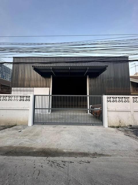 For RentWarehouseNawamin, Ramindra : P15 for rent a new warehouse with office, Soi Ram Inthra 53, Tha Rong, Bang Khen District