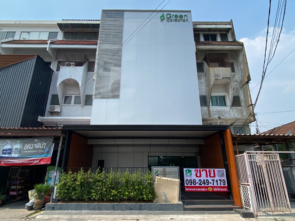 For SaleOfficeNawamin, Ramindra : Cheap sale, 2 buildings, 4+1 floors, all renovated, made into offices  Can support more than 100 employees. Not yet in use.  At the entrance of Soi Nawamin 80