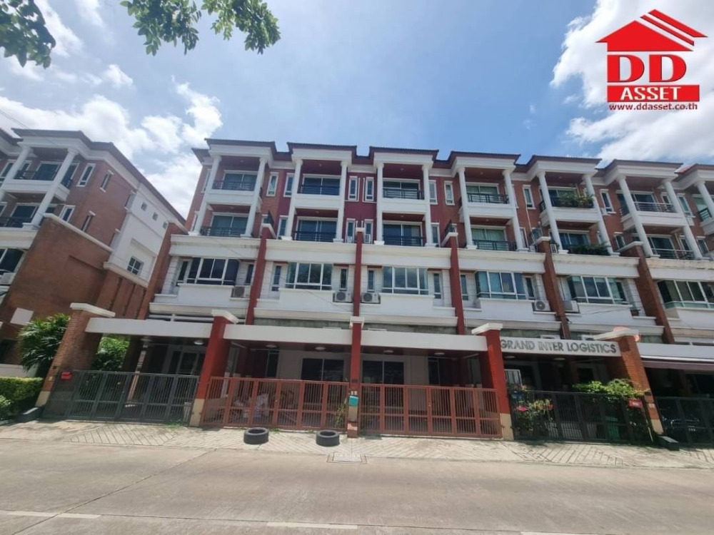 For RentHome OfficePinklao, Charansanitwong : 4-storey office for rent, Lumpini Place Townhome Rama 3, behind Central Rama 3, lumpini townhome 4 floors, BTS Surasak