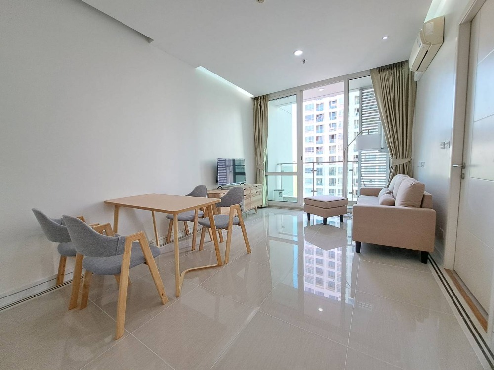 For SaleCondoRama9, Petchburi, RCA : Condo for sale TC Green Rama 9 TC Green Rama 9 LineID: @Rizzestate (with @ ahead)