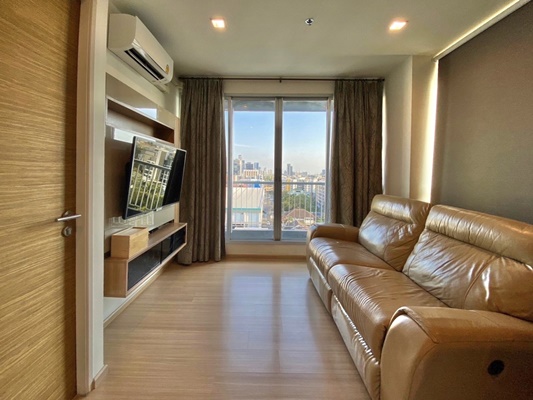 For SaleCondoOnnut, Udomsuk : Condo for sale, Rhythm Sukhumvit 50 (On Nut), size 45 sq m. 1 bed 1 bath, corner room, 9th floor, garden and city view, beautiful room, ready to move in, next to the main road, only 200 meters from BTS On Nut station