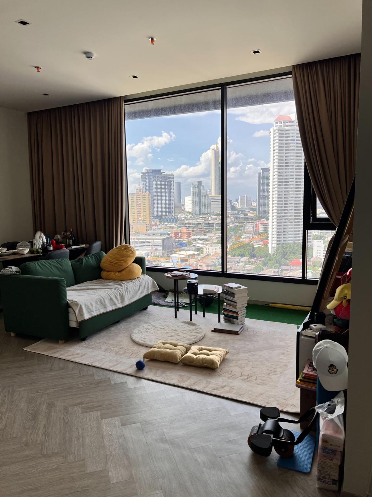 For SaleCondoWongwianyai, Charoennakor : For sale: Chapter Charoen Nakhon, 2 bedrooms, view towards ICONSIAM, 30+ floor, furnished room.