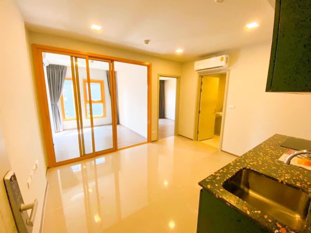 For SaleCondoOnnut, Udomsuk : 🔥 Urgent sale! The Base Sukhumvit 50, 1 Bed Plus room, 35.25 sq m. Can be made into 2 bedrooms, 6th floor 🔥 Only 3.5 million