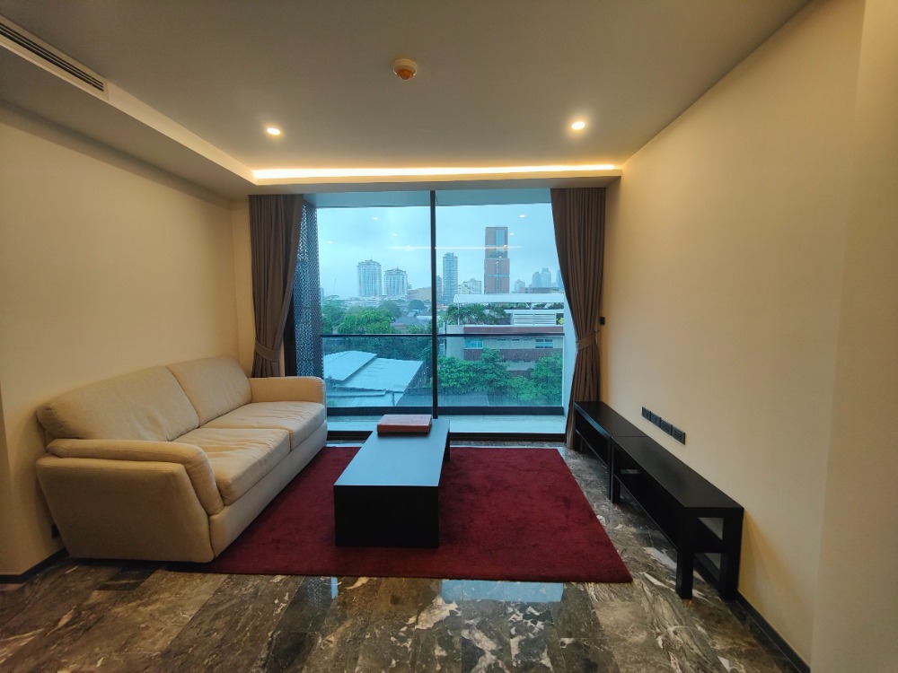 For SaleCondoSukhumvit, Asoke, Thonglor : Condo for sale, 168 Sukhumvit 36, 7th floor, large room, very ready. beautiful room design