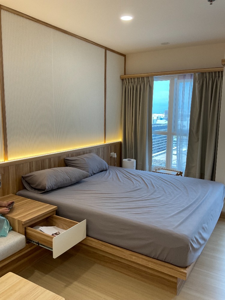 For RentCondoRamkhamhaeng, Hua Mak : SVR23115S For rent Supalai Veranda Ramkhamhaeng, room size 28 sq m, Building B, 12th floor, complete with furniture and electrical appliances, ready to move in.