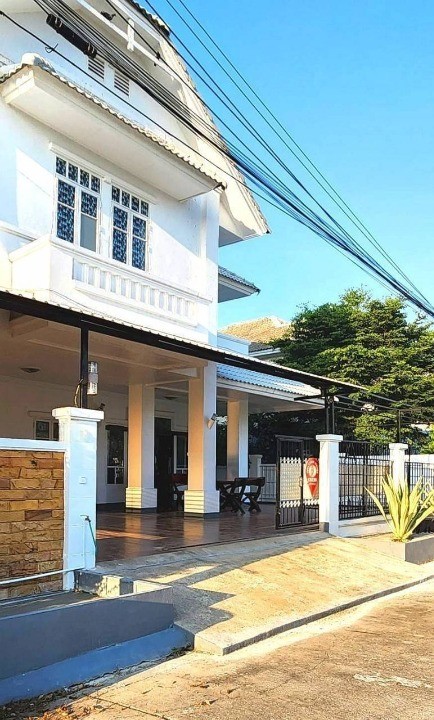 For RentHouseNonthaburi, Bang Yai, Bangbuathong : House for rent, The Oriental House, near Makro - Bang Bua Thong, only 3 minutes.